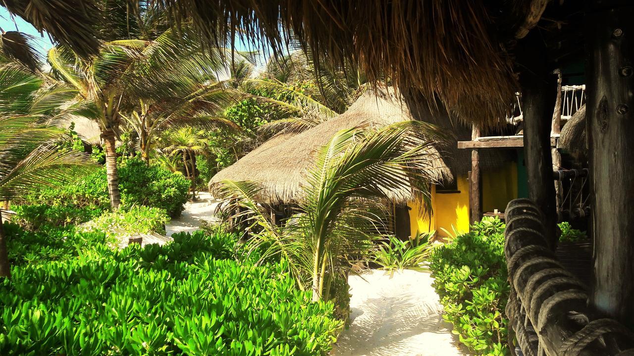 Cabanas La Luna Hotell Tulum Exteriör bild