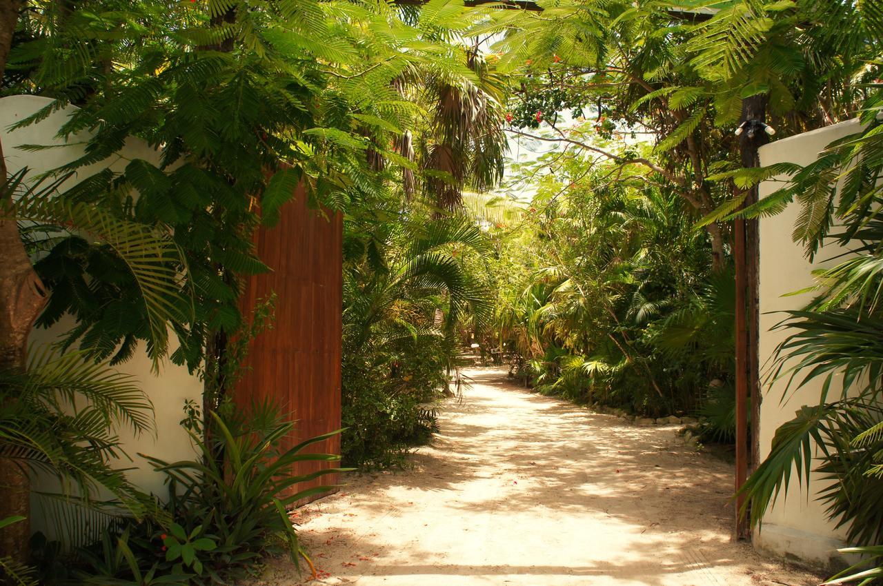 Cabanas La Luna Hotell Tulum Exteriör bild