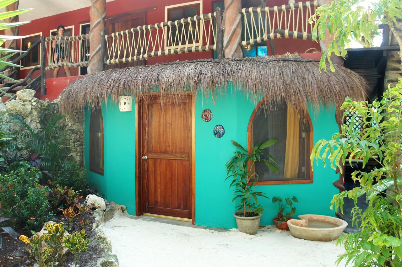 Cabanas La Luna Hotell Tulum Exteriör bild