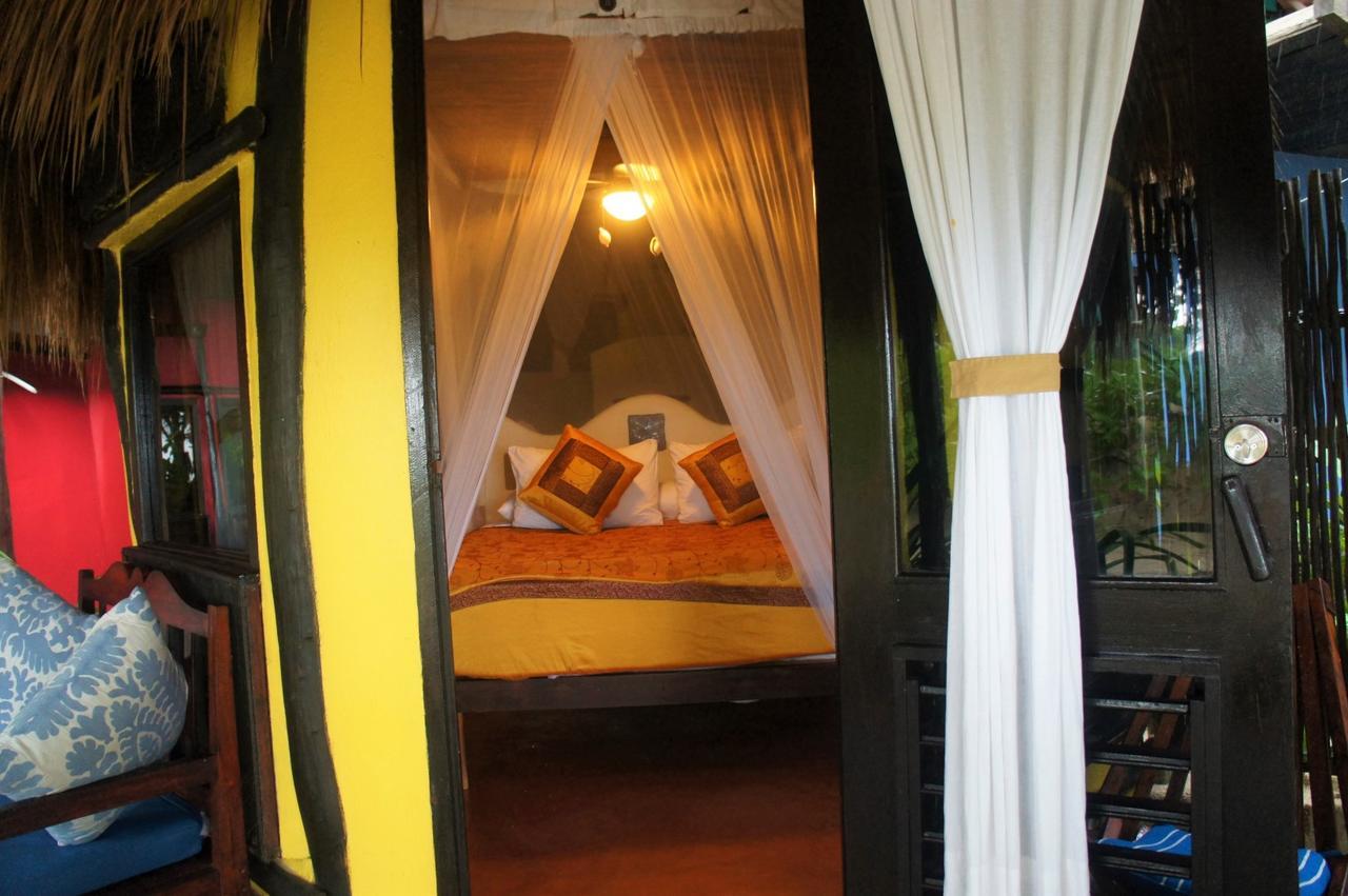 Cabanas La Luna Hotell Tulum Exteriör bild